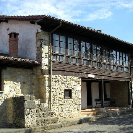 Turismo Rural El Sidron Guest House Pilona Luaran gambar