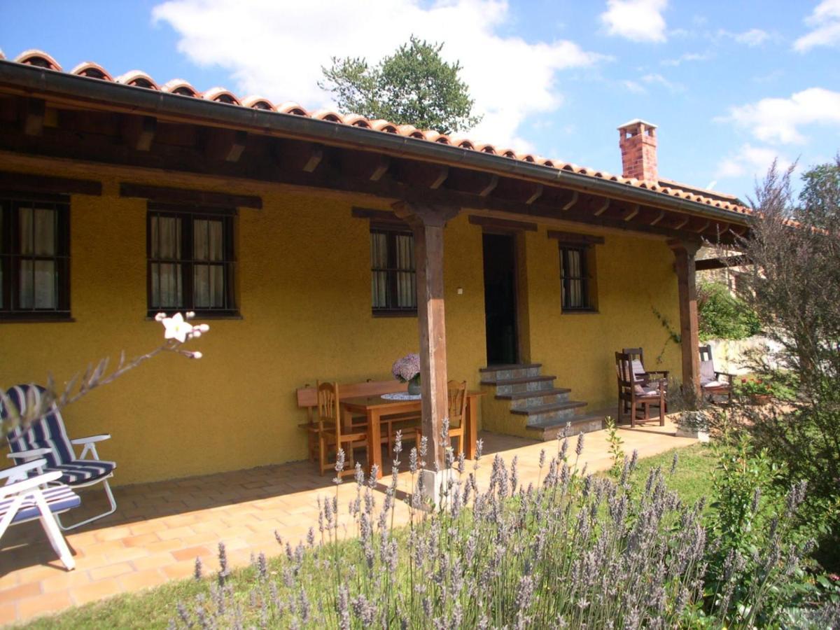 Turismo Rural El Sidron Guest House Pilona Luaran gambar