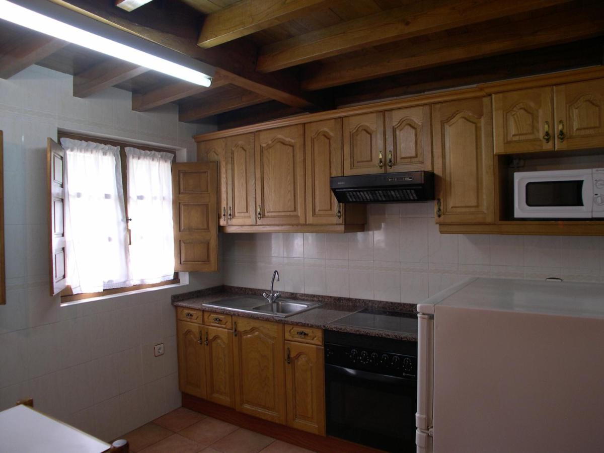Turismo Rural El Sidron Guest House Pilona Luaran gambar