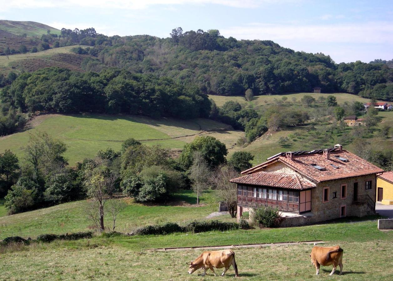 Turismo Rural El Sidron Guest House Pilona Luaran gambar
