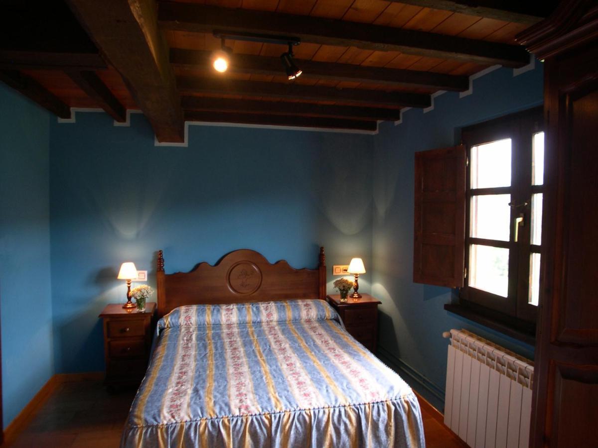 Turismo Rural El Sidron Guest House Pilona Luaran gambar